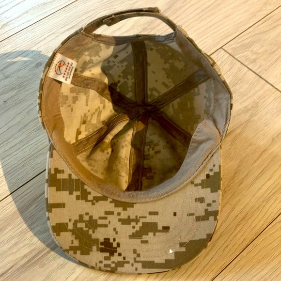 Hat/cap - Picture 3 of 6